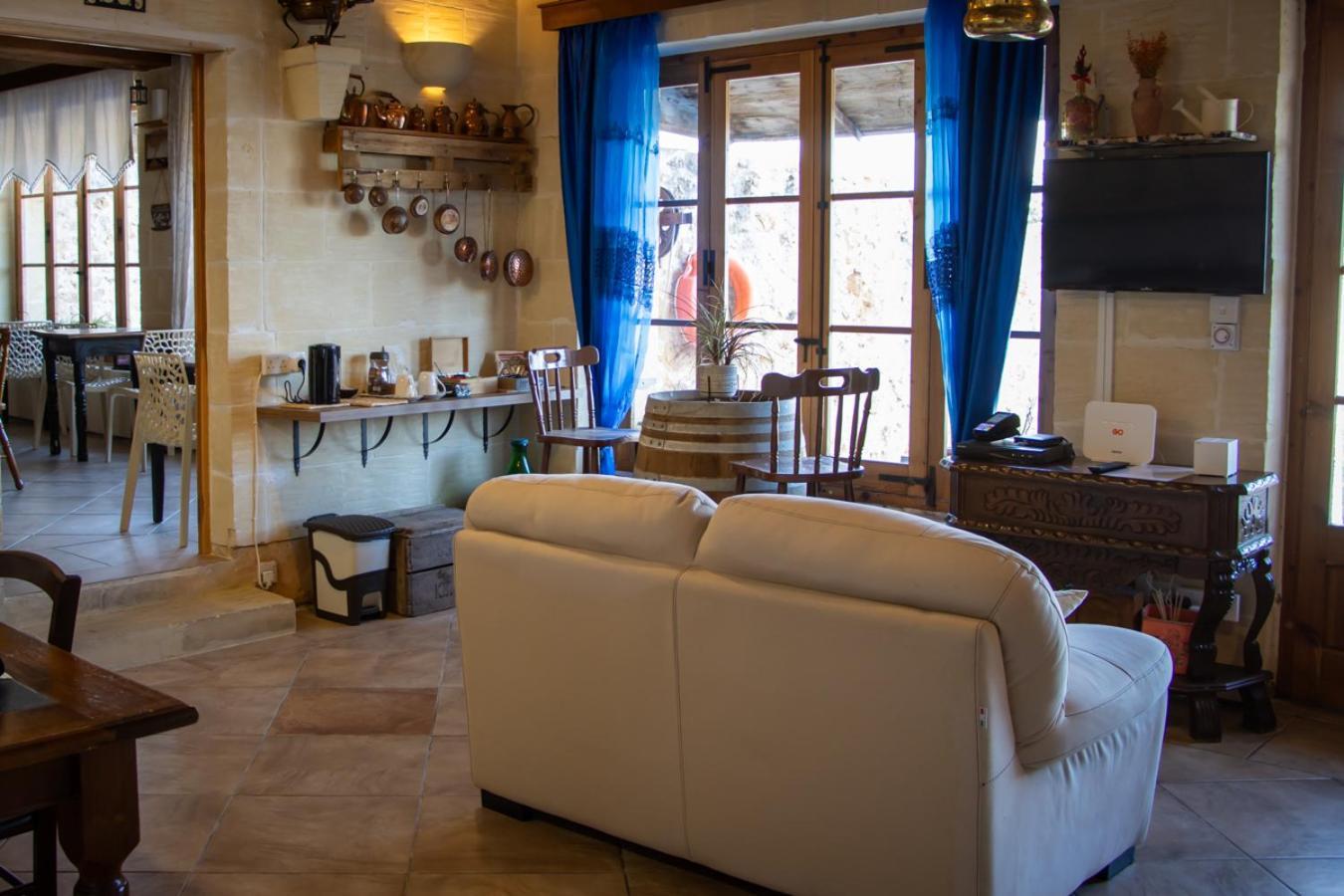 Il Figolla B&B Xaghra Luaran gambar